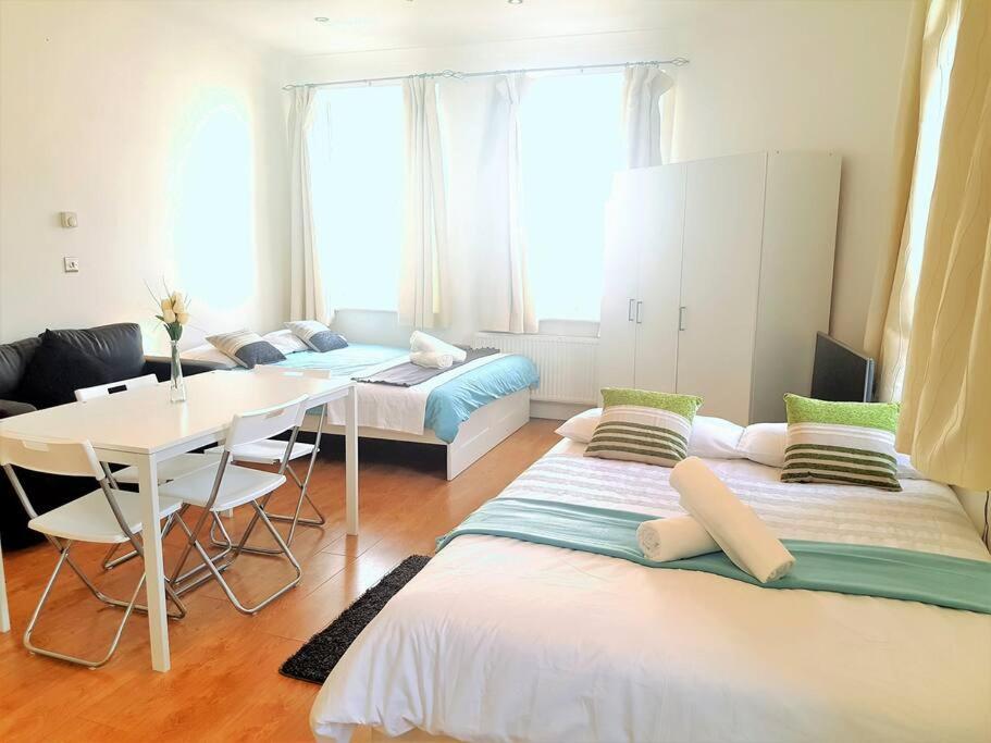 Excellent Studio Flat In London Bagian luar foto