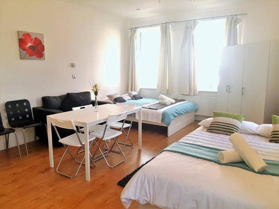 Excellent Studio Flat In London Bagian luar foto