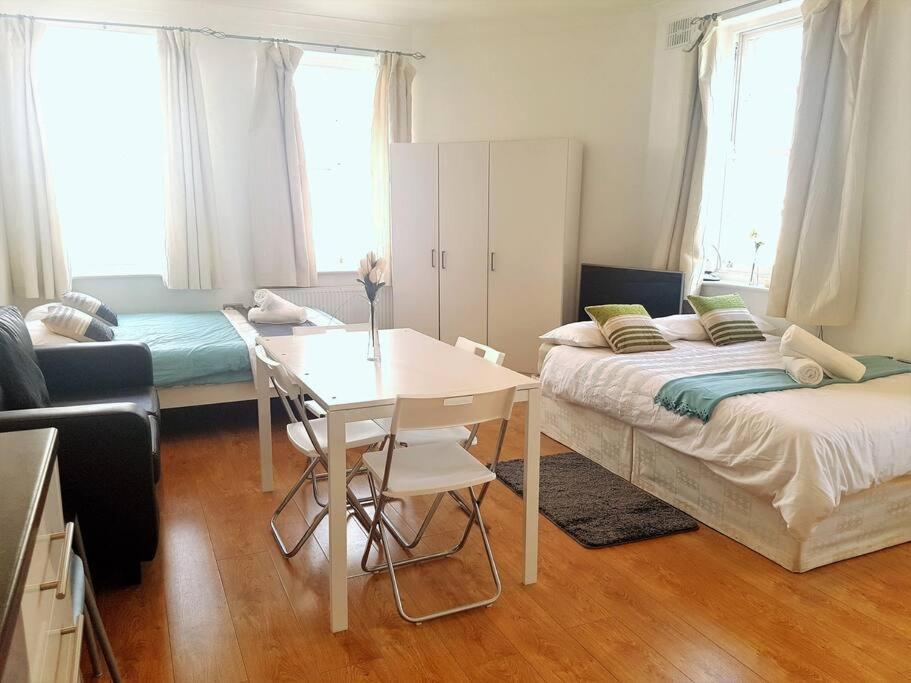Excellent Studio Flat In London Bagian luar foto